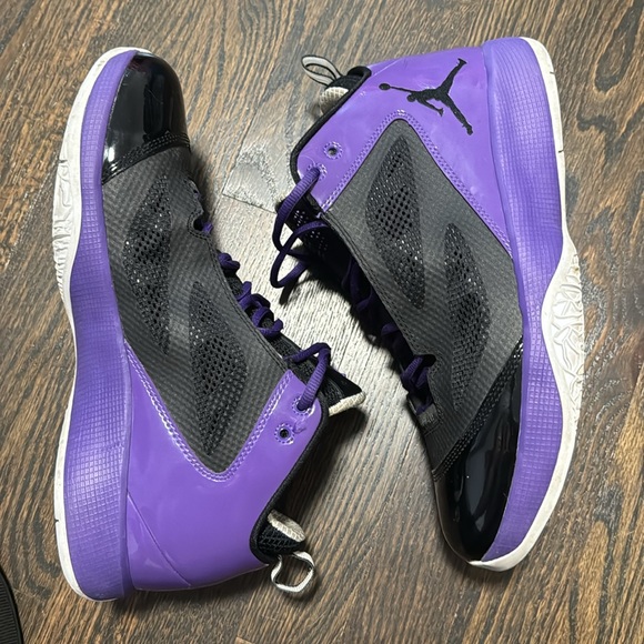Nike Air Jordan Q Flight Size 10.5 Varsity Purple/Black-white 454486-003 2011 - Picture 1 of 6